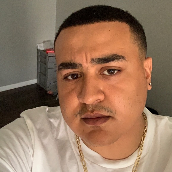 Meet your Posher, Larry - Picture 2 of 2